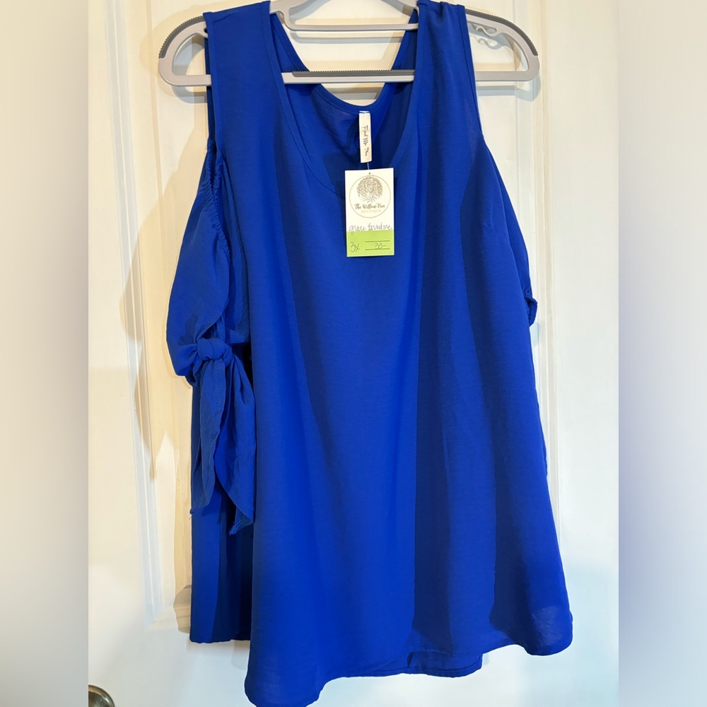 NWT, Boutique Cold Shoulder Royal Blue blouse 3X plus size - Picture 9 of 9